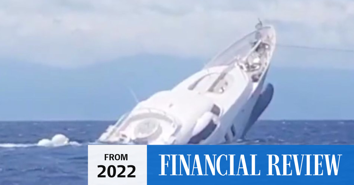 Video 129foot superyacht My Saga worth millions sinks off the Italian